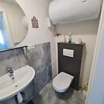 Appartamento Airport Private Apartment, Advance Registration, No Reception, Self Check-in, Calm Environment, Non-smoking Guests
