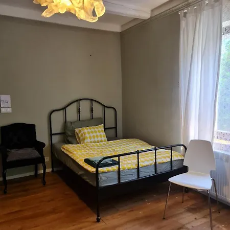 Apartment Airport Private Apartment, Advance Registration, No Reception, Self Check-in, Calm Environment, Non-smoking Guests Tuchomerice
