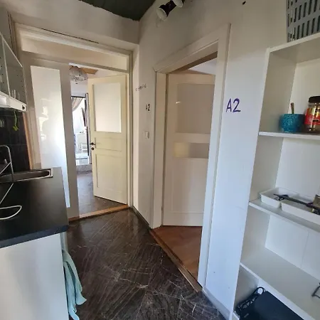 Airport Private Apartment, Advance Registration, No Reception, Self Check-in, Calm Environment, Non-smoking Guests Apartmán *