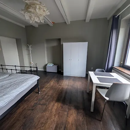 Apartmán Airport Private Apartment, Advance Registration, No Reception, Self Check-in, Calm Environment, Non-smoking Guests