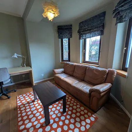 Airport Private Apartment, Advance Registration, No Reception, Self Check-in, Calm Environment, Non-smoking Guests Apartmán
