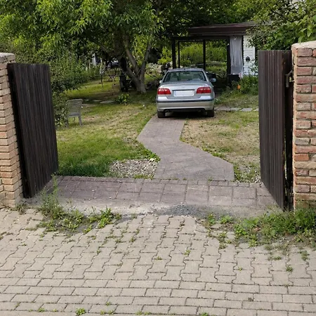 Apartmán Airport Private Apartment, Advance Registration, No Reception, Self Check-in, Calm Environment, Non-smoking Guests